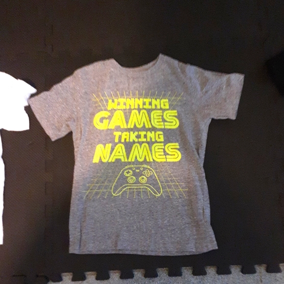 3 boys shirts - Picture 2 of 3